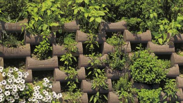 Semmelrock Flori rézsűkő - Vörösbarna