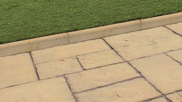 Semmelrock Bradstone Old Town szegély