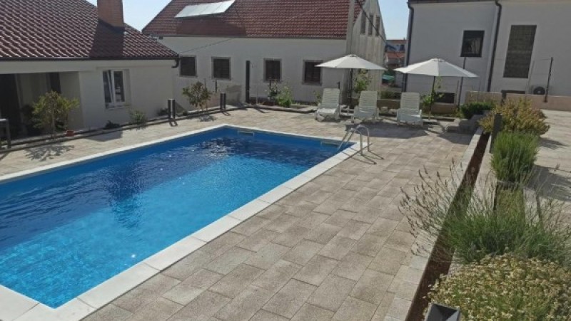 Semmelrock Univerzális Medence Szegély