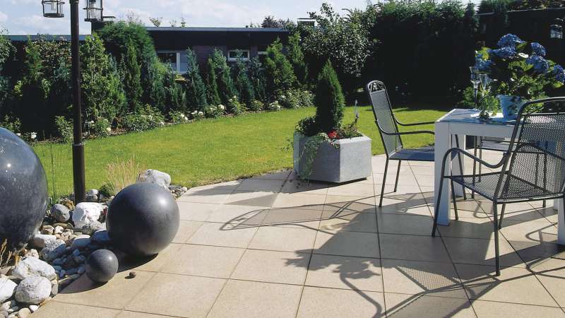 Semmelrock kerti lapok: a gyors, stílusos és praktikus burkolás titka